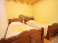 Schlafzimmer 2 Mali Lošinj, Schlafzimmer 2 u smještaju tipa house, dopusteni kucni ljubimci i WIFI.