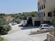 Parking lot - Apartments 8152 Parking lot Sali (Dugi otok) - Accommodation 8152 - Apartments with pebble beach.