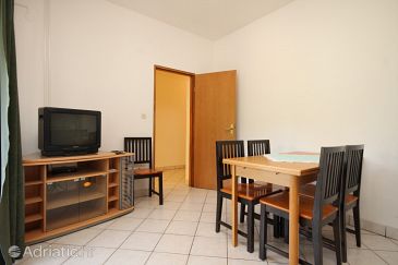 Dining room Sali, Dining room u smještaju tipa apartment, dostupna klima, dopusteni kucni ljubimci i WIFI.