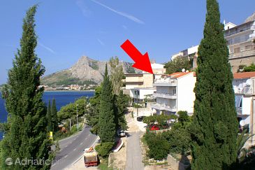 Property - Apartments 8334 Property Omiš (Omiš) - Accommodation 8334 - Apartments near sea with pebble beach.
