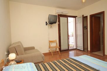 Studio flat AS-8369-a - Apartments Tribunj (Vodice) - 8369
