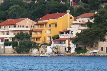Property - Apartments 8393 Property Zaklopatica (Lastovo) - Accommodation 8393 - Apartments near sea.