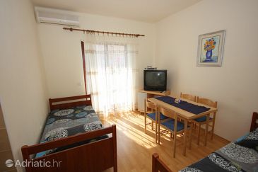 Apartment A-8437-c - Apartments Mavarštica (Čiovo) - 8437