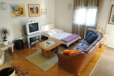 Apartment A-8620-a - Apartments Tugare (Omiš) - 8620