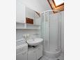 Bathroom 2 Bathroom 2 - Apartment A-8732-b - Apartments Jelsa (Hvar) - 8732