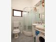 Bathroom 1 Bathroom 1 - House K-8900 - Vacation Rentals Milna (Vis) - 8900