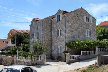 Property - Apartments and Rooms 9010 Property Zaton Veliki (Dubrovnik) - Accommodation 9010 - Apartments and Rooms with pebble beach.