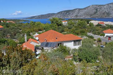 Property - Apartments 9165 Property Kneža (Korčula) - Accommodation 9165 - Apartments with pebble beach.