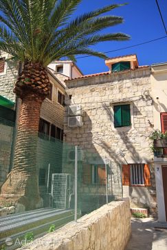 Property - Rooms 9252 Property Split (Split) - Accommodation 9252 - Rooms with sandy beach.