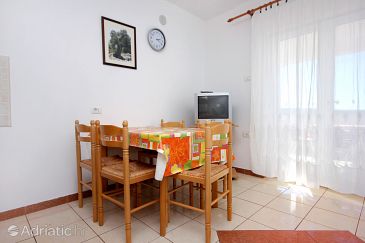 Apartment A-9357-b - Apartments Stara Novalja (Pag) - 9357