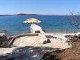 Najbliższa plaża Plaża w miejscowości Donje More, Pašman.
