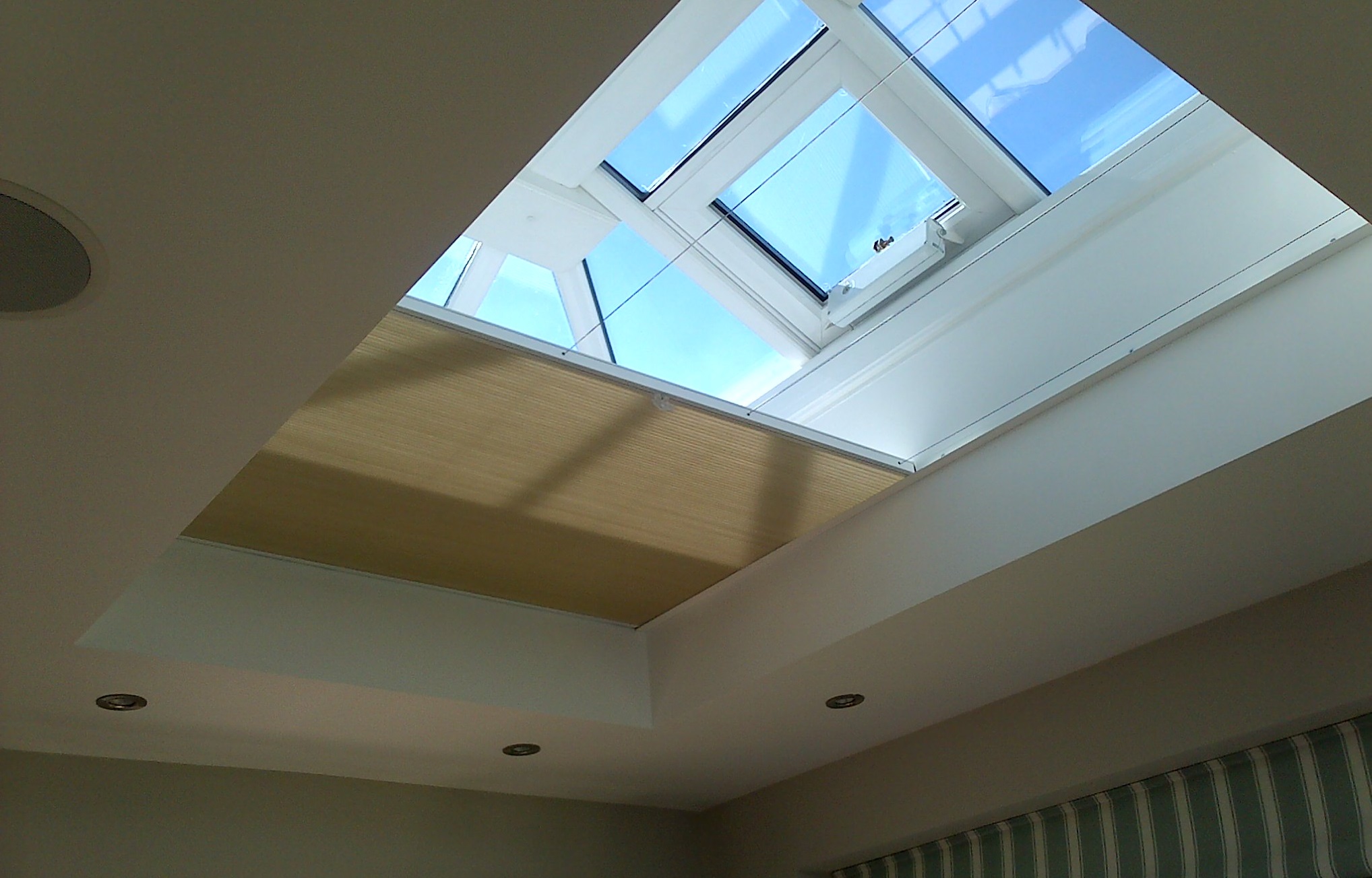 Flat Roof Blinds Lantern And Dome Window Blinds From Vale Blinds