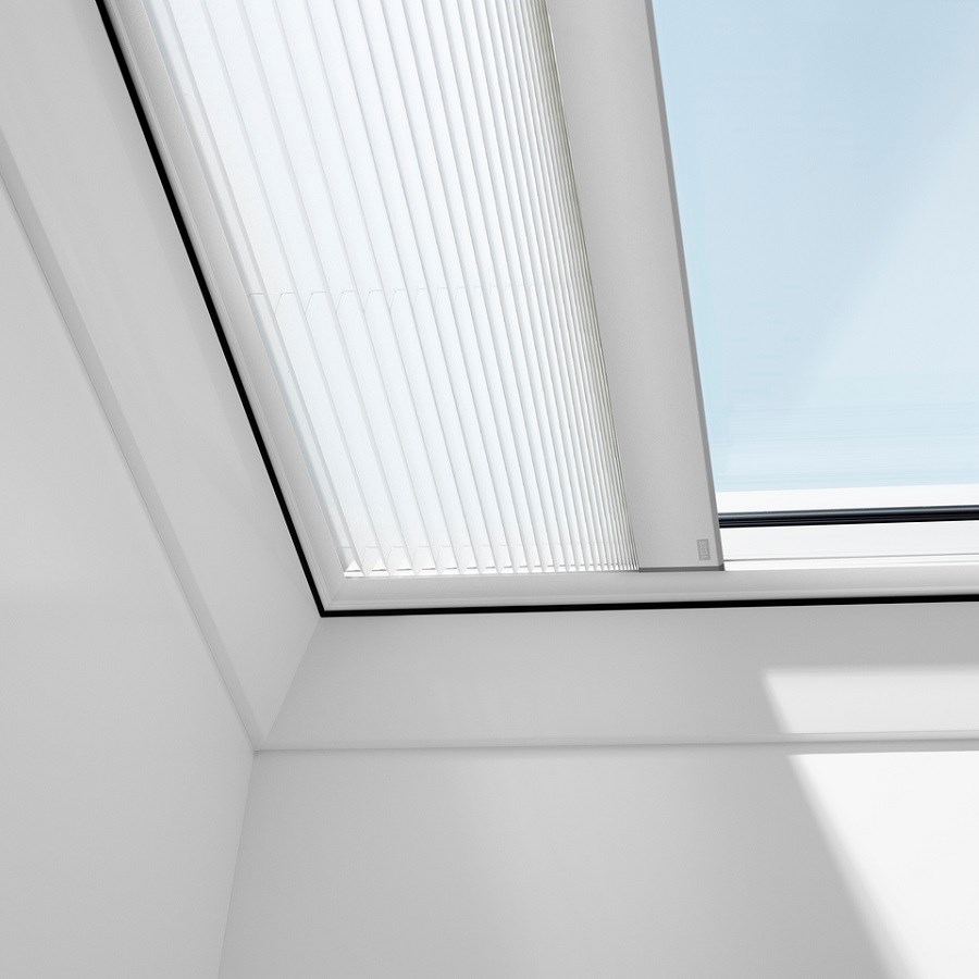 VELUX® Flat Roof Electric Pleated Blind (FMG) 1016 White