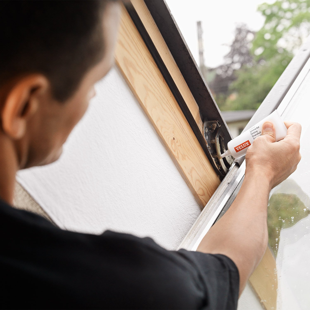 VELUX® DIY Maintenance Kit for Pre K Code Windows (ZZZ220)