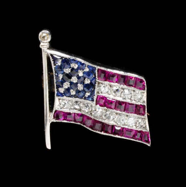 American Flag Brooch, unknown maker, USA, 1940 - 1945. Museum no. M.218-2007. © Victoria and Albert Museum, London. 