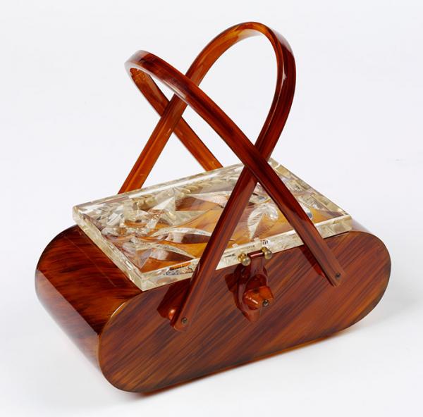 Bag, Rialto, New York, 1950s. Museum no. T.217-1991. © Victoria and Albert Museum, London. 