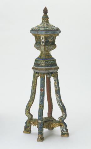 Decorative urn, on four-legged stand, covered in polychrome beadwork. German, from the factory of Johann Michael van Selow, Brunswick, 1755- 72 (V&A W.45-1936) Decorative urn