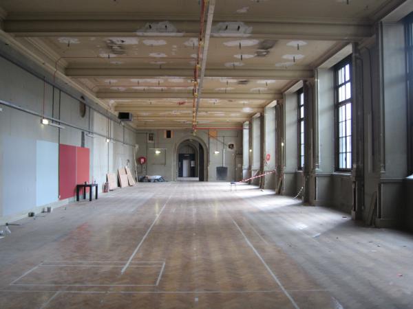 Gallery 5: looking towards Gallery 6 Gallery 5: looking towards Gallery 6