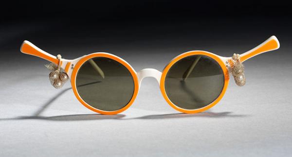 Tennis Rackets Sunglasses, Oliver Goldsmith Eyewear, 1956, Museum no. T.243E-1990. © Victoria and Albert Museum, London