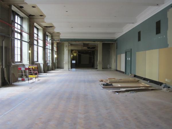 Gallery 1: Looking towards the subway entrance Gallery 1: Looking towards the subway entrance
