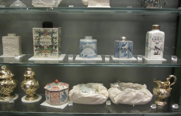 Various objects now sitting on Plastizote © Victoria and Albert Museum, London