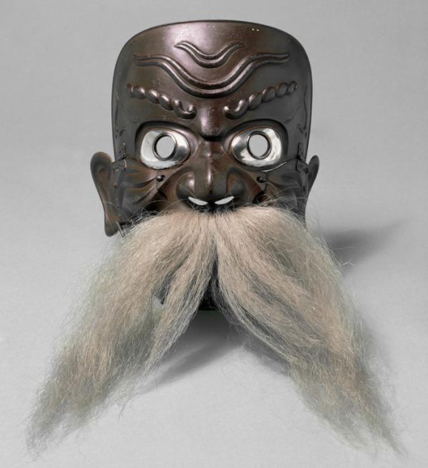 Mask, Myochin Muneyasu, Japan, about 1800. Museum no. M.78-1928. © Victoria and Albert Museum, London. Mask, Myochin Muneyasu, Japan, about 1800. Museum no. M.78-1928. © Victoria and Albert Museum, London.