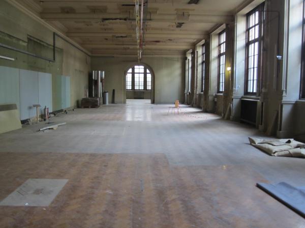 Gallery 3: looking back to Gallery 4 Gallery 3: looking back to Gallery 4