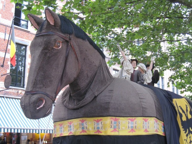Oversized model animals were also a feature of the Brussels Ommegang in 2013