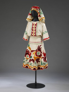 S.830-1981, Costume for the Snow Maiden in Leonide Massine's ballet Le Soleil de nuit designed by Mikhail Larionov, Diaghilev Ballet, 1915.