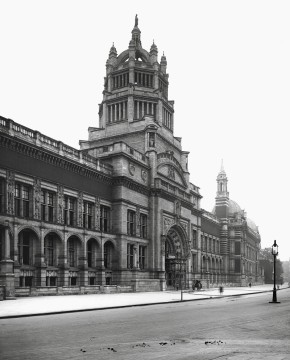The Cromwell Road Façade looking East