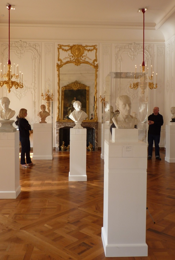Central display at Waddesdon of some of the eight Roubiliac busts. The same tilt of the head can be clearly seen. Photograph by Katherine Elliott, 2014