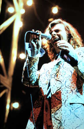 Bowie 2000