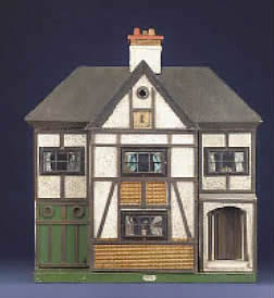 Her first ever dolls’ house was given her by her mother when she was a child. Faith Eaton’s first doll house. (c) Faith Eaton/V&A Museum, London