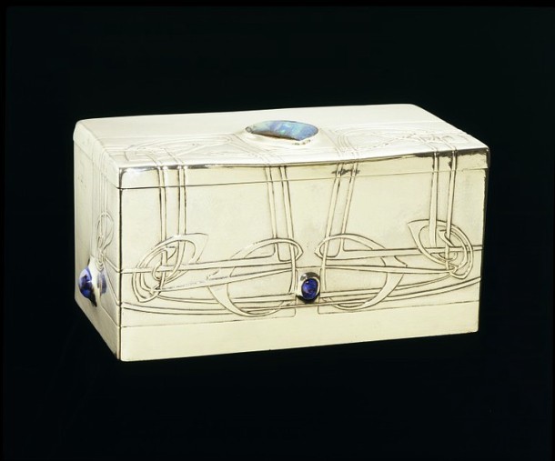 Cigarette box, made by Archibald Knox, made in Birmingham, UK, 1903-4. M.15-1970 Victoria & Albert Museum, London.