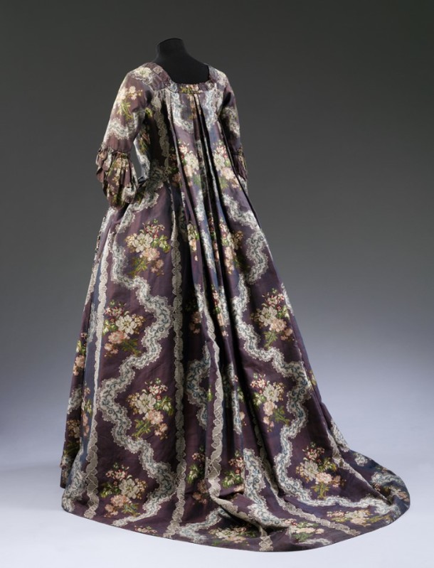 Now captured in all ts glory. Sack back gown and petticoat, purple silk, brocaded with flowers and lace, French, 1765-1770 V&A T.70-1913