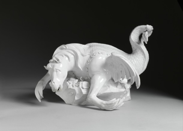 In this example the darker tone at the bottom of the object is against a lighter background, the lighter against the top. Shape edge and texture are displayed by the contour nature of the lighting. © Victoria and Albert Museum, London
