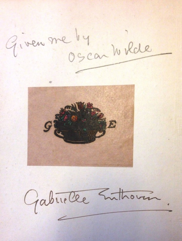 Opening page of a first edition of Wilde’s ‘The Happy Prince’ with the bookplate given to Enthoven by Edward Gordon Craig..