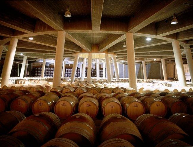 Las 10 bodegas arquitectónicamente más espectaculares de España