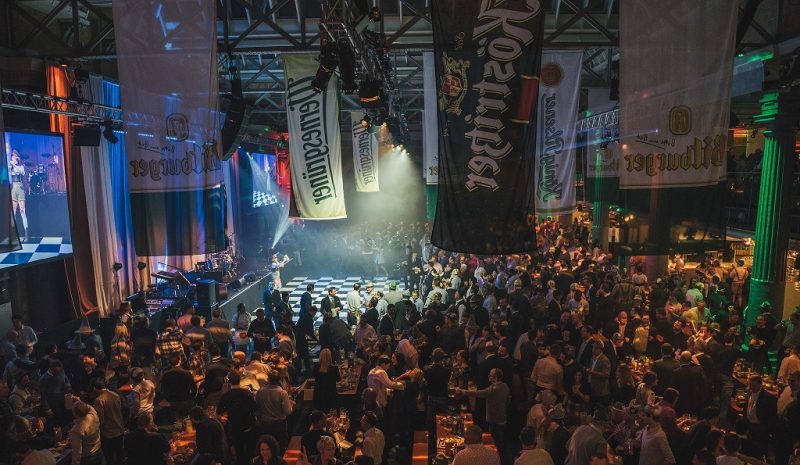The Venue - Crowd