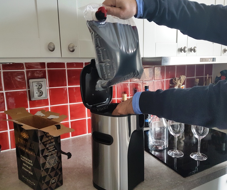 boxxle-bag-in-box-dispenser-vinbanken
