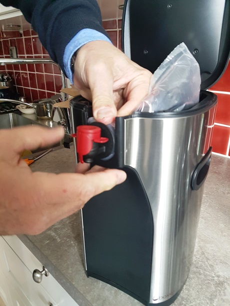 boxxle-bag-in-box-dispenser1