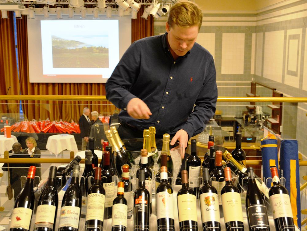 fira-vinets-dag-22-januari-med-champagneprovning