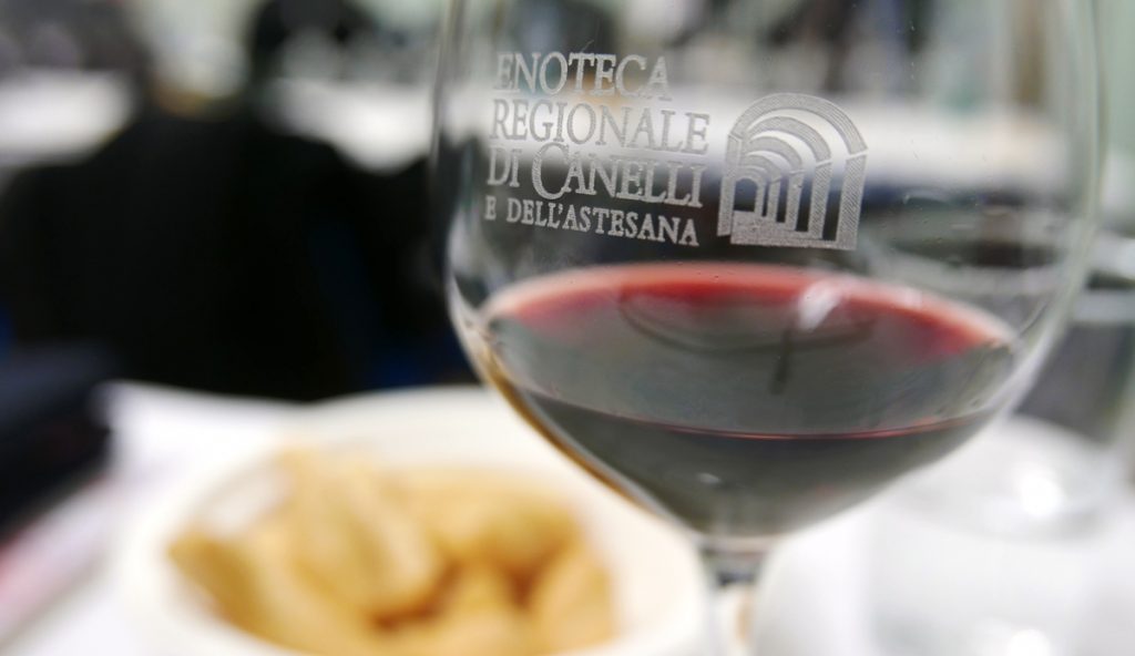 piemonte-monferrato-moscato-dasti-barbera-dasti-vinbanken