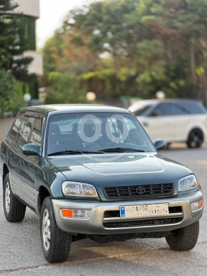 تويوتا رافور 2000