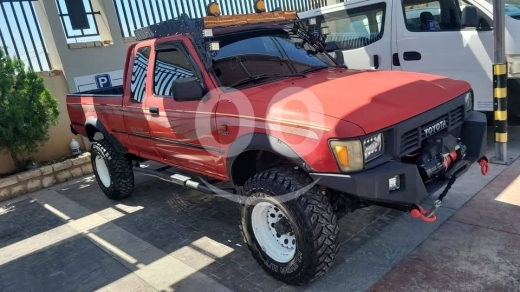 Toyota Hilux Model 86 — 2