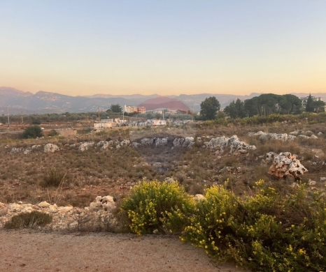 R9-3914 Land for Sale in Aaba – Koura, 1,215 m², Zoning 75/30 أرض للبيع في عابا – الكورة،… — 3