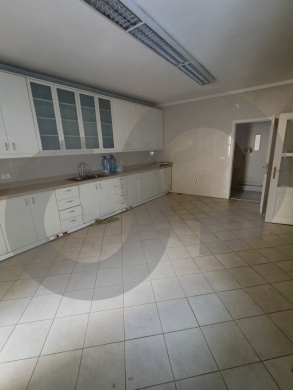 RENTAL PROPERTY/Prime Hamra,BEIRUT Location/الحمرا /Minutes from LAU/REF#WS140323 ! — 11
