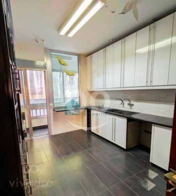 شقة واسعة للبيع في جعيتا مع تراس 215م | Spacious Apartment for Sale in Jeita with Terrace — 3