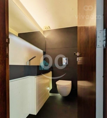 شقة واسعة للبيع في جعيتا مع تراس 215م | Spacious Apartment for Sale in Jeita with Terrace — 4