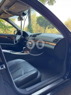 MERCEDES E320 2003 — 5